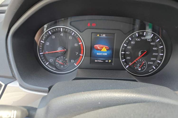 Used Haval H6 2019 Sport Edition 1.5T Automatic Two-Wheel Drive Elite Model China VI Odometer Close Up