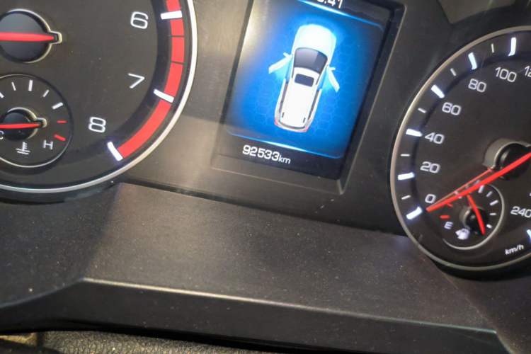 Used Haval H6 2019 Sport Edition 1.5T Manual Two-Wheel Drive Elite Model China VI Standard Odometer Close Up