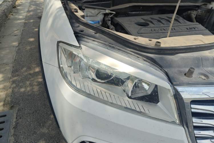 Used Haval H6 2019 Sport Edition 1.5T Automatic Two-Wheel Drive Elite Model China VI Right Front Headlight