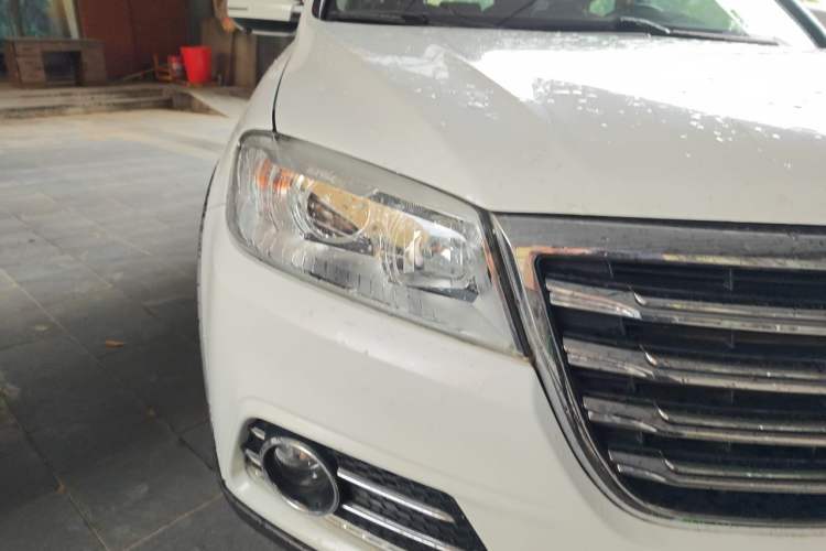 Used Haval H6 2019 Sport Edition 1.5T Automatic Two-Wheel Drive Elite Model China VI Right Front Headlight