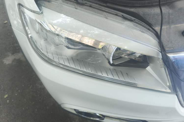 Used Haval H6 2019 Sport Edition 1.5T Automatic Two-Wheel Drive Elite Model China VI Right Front Headlight