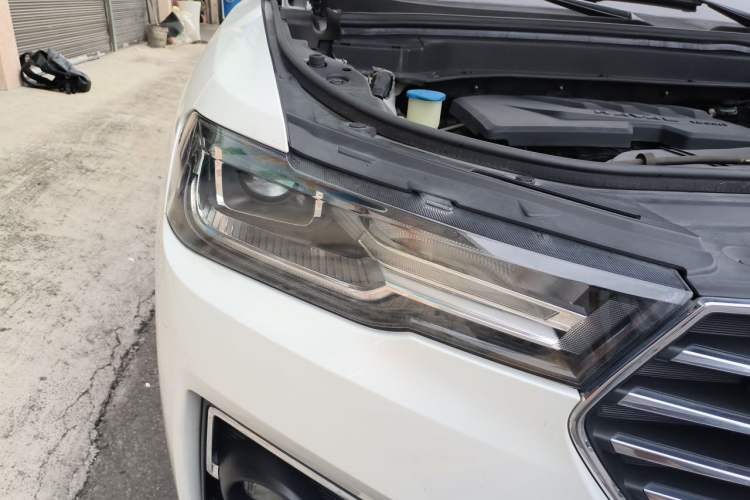 Used Haval H6 2019 1.5 GDIT Automatic Luxury Smart Connect Edition Emission Standard China V Right Front Headlight
