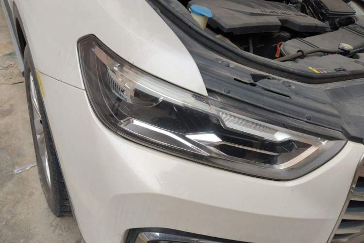 Used Haval H6 2019 Red Label 1.5 GDIT Automatic Champion Edition Right Front Headlight