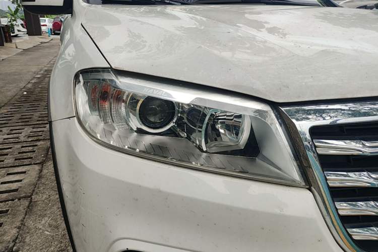 Used Haval H6 2019 Sport Edition 1.5T Automatic Two-Wheel Drive Elite Model China VI Right Front Headlight