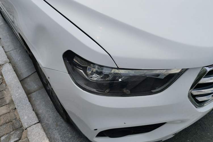 Used Haval H6 2019 Sport Edition 1.5T Automatic Two-Wheel Drive Elite Model China VI Right Front Headlight
