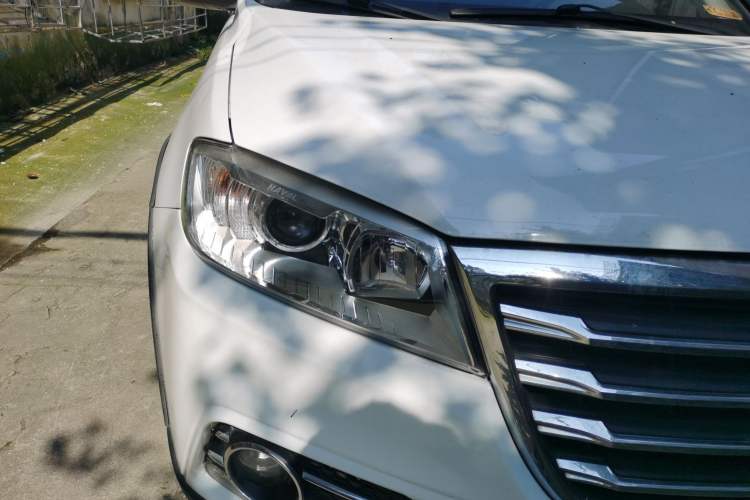 Used Haval H6 2019 Sport Edition 1.5T Automatic Two-Wheel Drive Elite Model China VI Right Front Headlight
