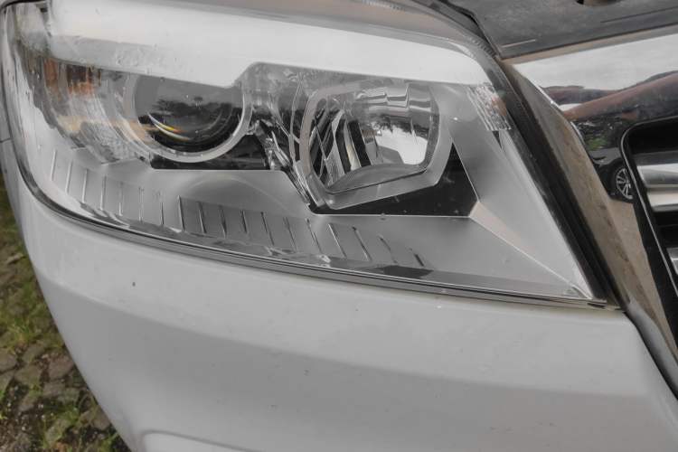 Used Haval H6 2019 Sport Edition 1.5T Manual Two-Wheel Drive Elite Model China VI Standard Right Front Headlight