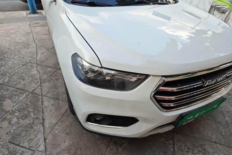 Used Haval H6 2019 Sport Edition 1.5T Automatic Two-Wheel Drive Elite Model China VI Right Front Headlight