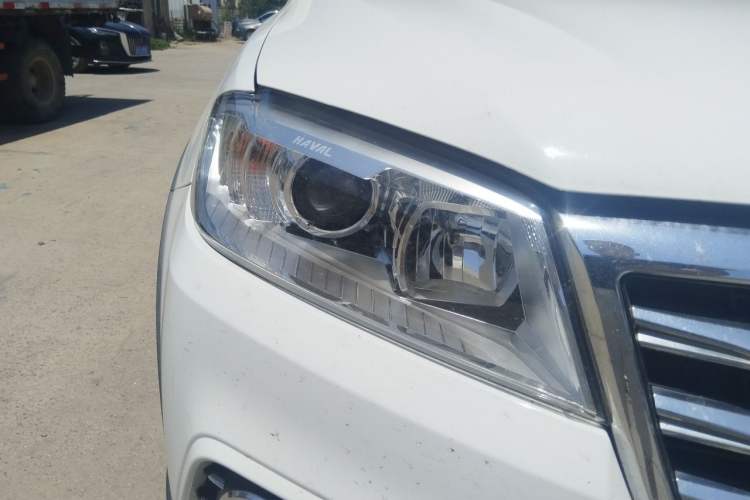 Used Haval H6 2019 Sport Edition 1.5T Automatic Two-Wheel Drive Elite Model China VI Right Front Headlight
