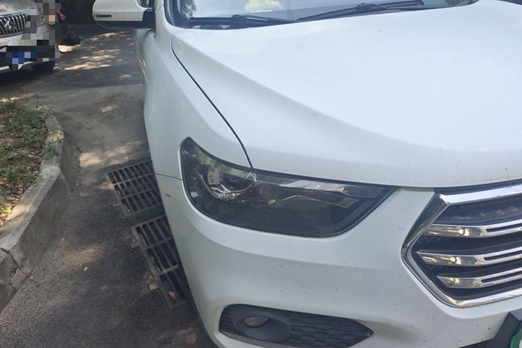 Used Haval H6 2019 Sport Edition 1.5T Automatic Two-Wheel Drive Elite Model China VI Right Front Headlight