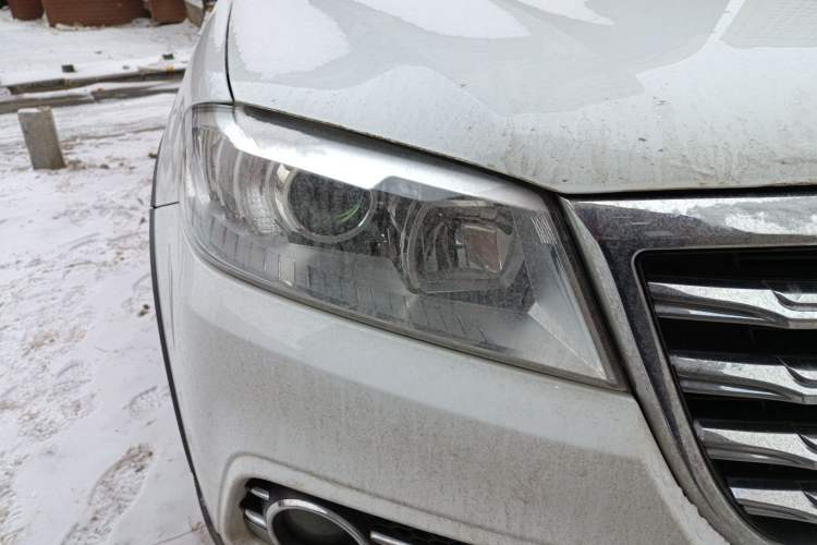 Used Haval H6 2019 Sport Edition 1.5T Automatic Two-Wheel Drive Elite Model China VI Right Front Headlight
