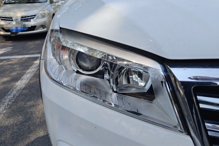 Used Haval H6 2019 Sport Edition 1.5T Automatic Two-Wheel Drive Elite Model China VI Right Front Headlight