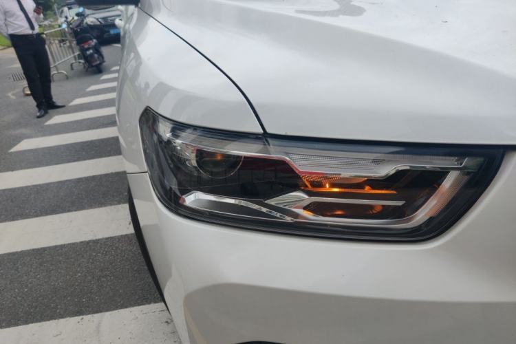 Used Haval H6 2019 1.5 GDIT Automatic Luxury Smart Connect Version China VI Standard Right Front Headlight