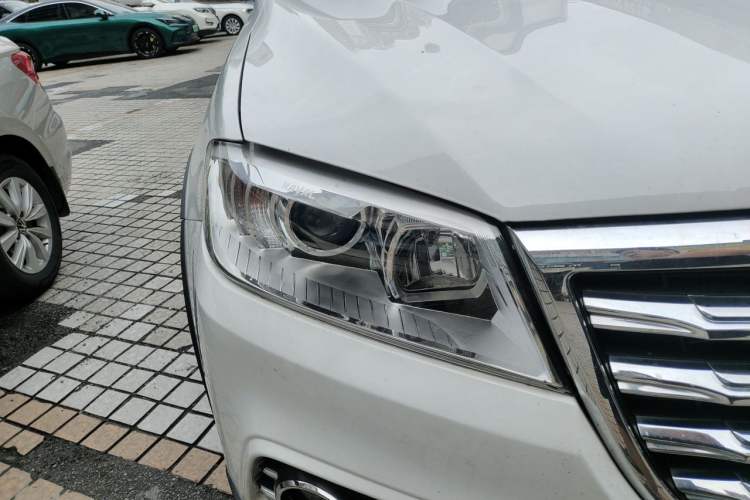 Used Haval H6 2019 Sport Edition 1.5T Automatic Two-Wheel Drive Elite Model China VI Right Front Headlight