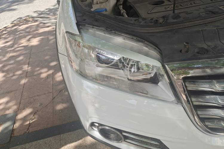 Used Haval H6 2019 Sport Edition 1.5T Automatic Two-Wheel Drive Elite Model China VI Right Front Headlight