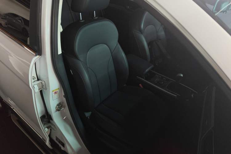 Used Haval H6 2019 Sport Edition 1.5T Manual Two-Wheel Drive Elite Model China VI Standard Right Front Seat
