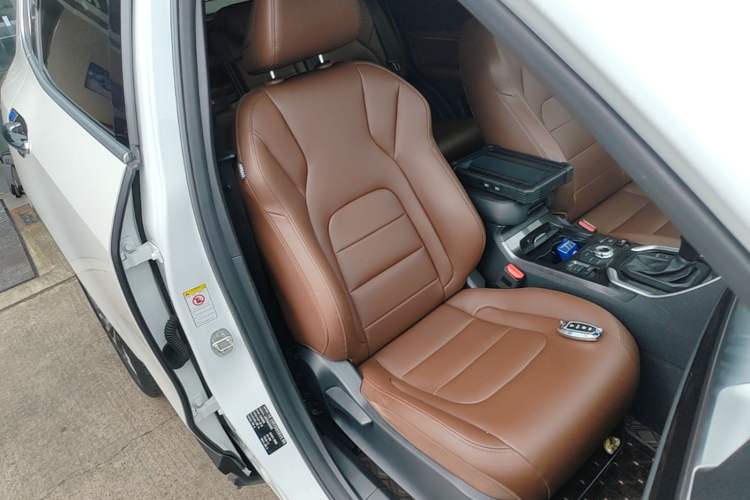 Used Haval H6 2019 Blue Label 1.5 GDIT Automatic Luxury Smart Connectivity Edition Right Front Seat