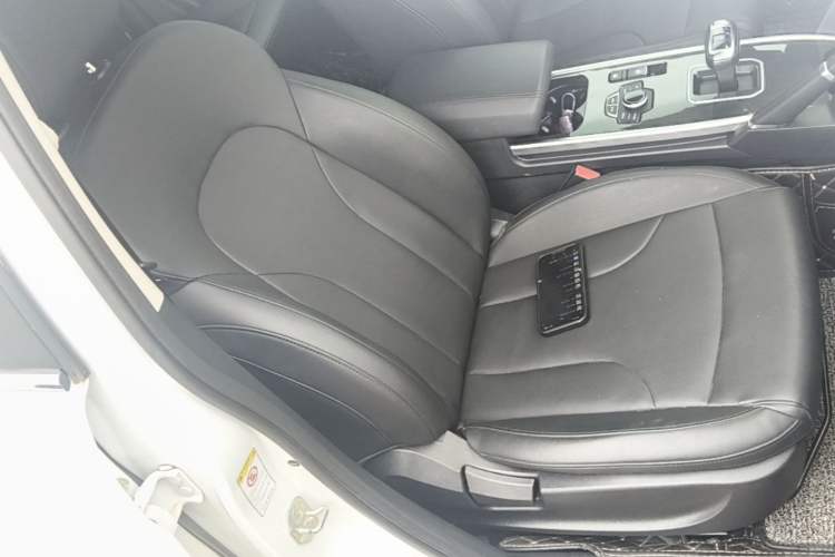 Used Haval H6 2019 Sport Edition 1.5T Automatic Two-Wheel Drive Elite Model China VI Right Front Seat
