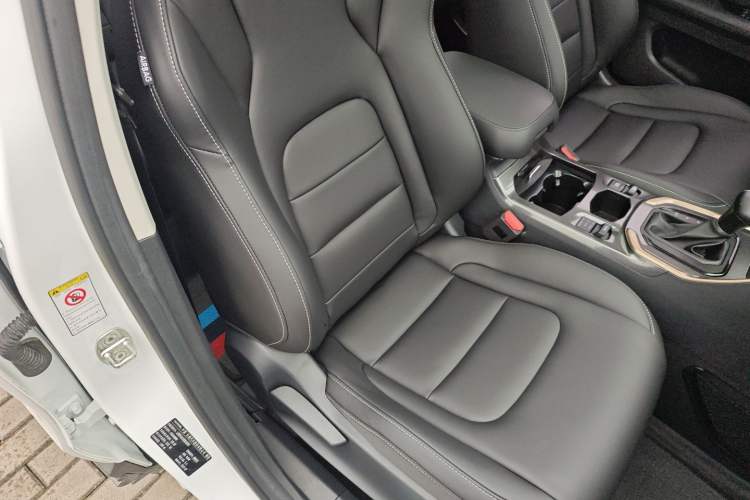 Used Haval H6 2019 1.5 GDIT Automatic Champion Edition China V Standard Right Front Seat