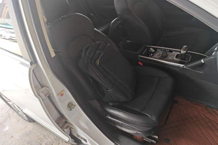 Used Haval H6 2019 Sport Edition 1.5T Automatic Two-Wheel Drive Elite Model China VI Right Front Seat