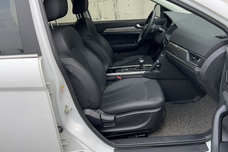 Used Haval H6 2019 Sport Edition 1.5T Automatic Two-Wheel Drive Elite Model China VI Right Front Seat