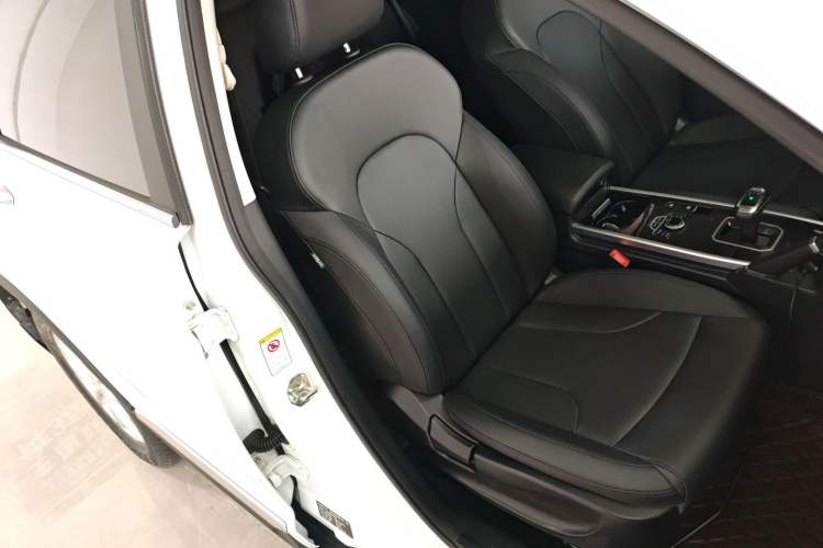 Used Haval H6 2019 Sport Edition 1.5T Automatic Two-Wheel Drive Elite Model China VI Right Front Seat