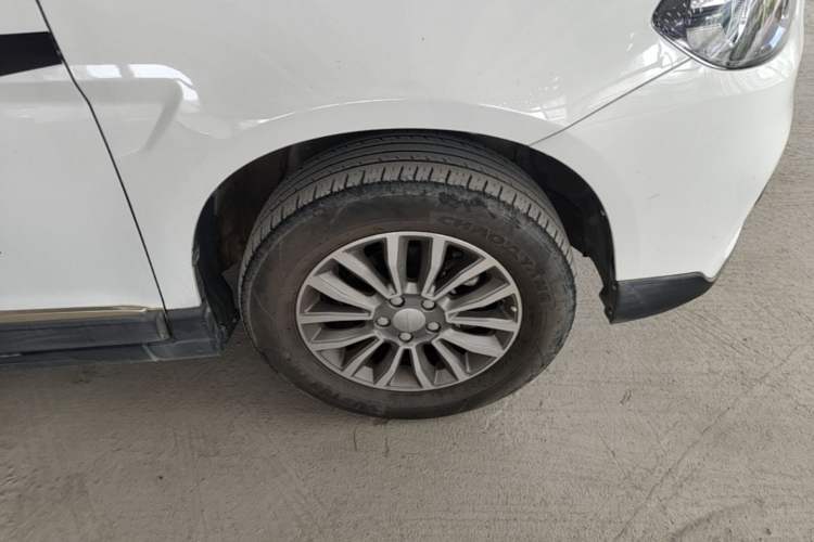 Used Haval H6 2019 Sport Edition 1.5T Automatic Two-Wheel Drive Elite Model China VI Right Front Wheel Hub