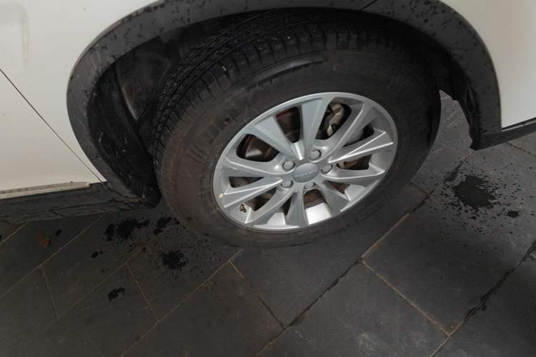 Used Haval H6 2019 Sport Edition 1.5T Automatic Two-Wheel Drive Elite Model China VI Right Front Wheel Hub