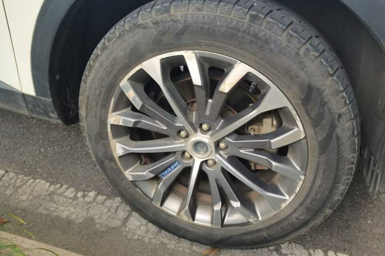 Used Haval H6 2019 Blue Label 2.0 GDIT Automatic Luxury Smart Connectivity Edition Right Front Wheel Hub