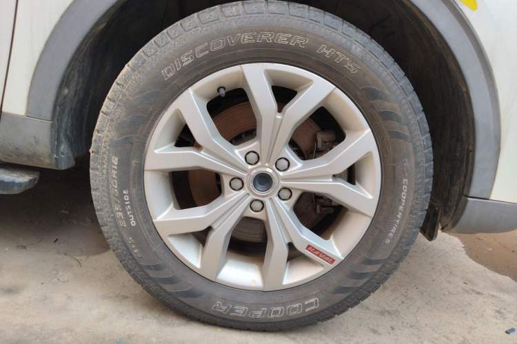 Used Haval H6 2019 Red Label 1.5 GDIT Automatic Champion Edition Right Front Wheel Hub