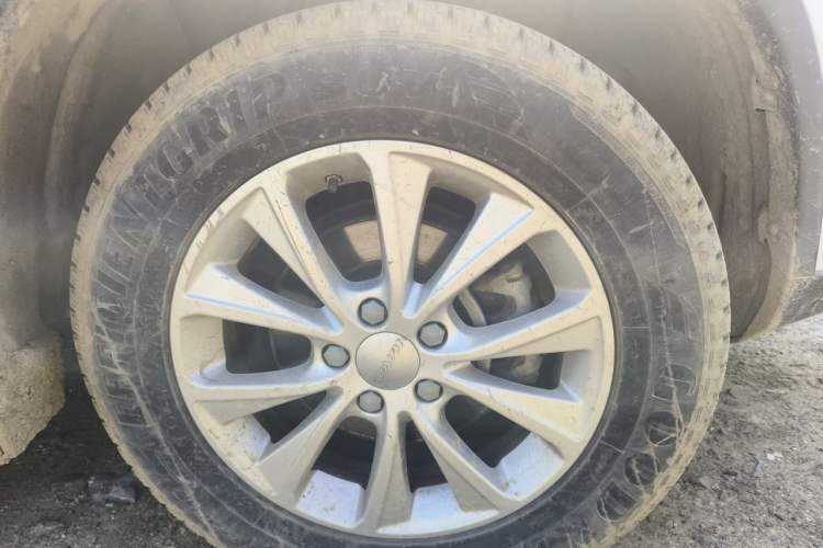 Used Haval H6 2019 Sport Edition 1.5T Automatic Two-Wheel Drive Elite Model China VI Right Front Wheel Hub