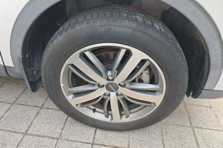 Used Haval H6 2019 1.5 GDIT Automatic Luxury Smart Connect Version China VI Standard Right Front Wheel Hub