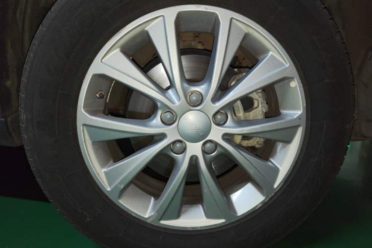 Used Haval H6 2019 Sport Edition 1.5T Automatic Two-Wheel Drive Elite Model China VI Right Front Wheel Hub