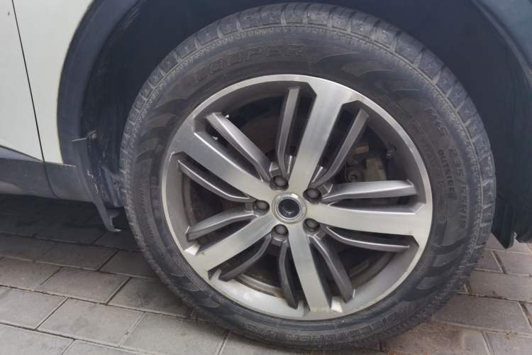 Used Haval H6 2019 Red Label 1.5 GDIT Automatic Luxury Smart Connectivity Edition Right Front Wheel Hub