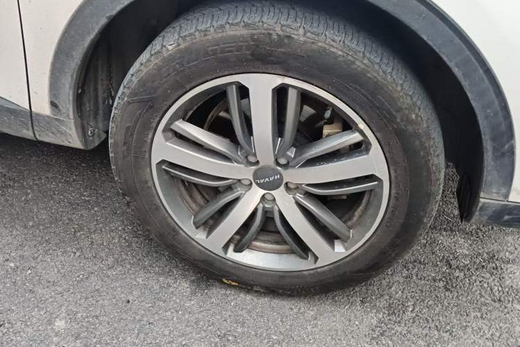 Used Haval H6 2019 Red Label 1.5 GDIT Automatic Champion Edition Right Front Wheel Hub