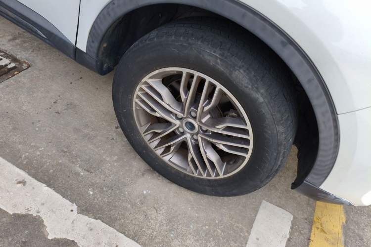 Used Haval H6 2019 Blue Label 1.5 GDIT Automatic Champion Edition Right Front Wheel Hub