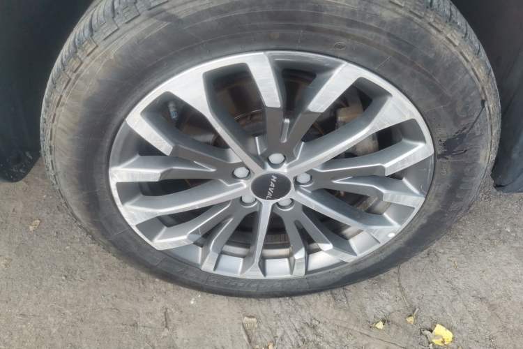 Used Haval H6 2019 1.5 GDIT Automatic Luxury Smart Connect Version China VI Standard Right Front Wheel Hub