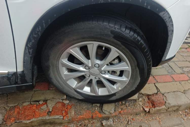 Used Haval H6 2019 Sport Edition 1.5T Automatic Two-Wheel Drive Elite Model China VI Right Front Wheel Hub