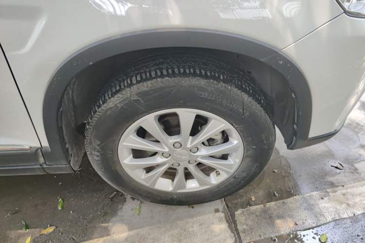 Used Haval H6 2019 Sport Edition 1.5T Automatic Two-Wheel Drive Elite Model China VI Right Front Wheel Hub