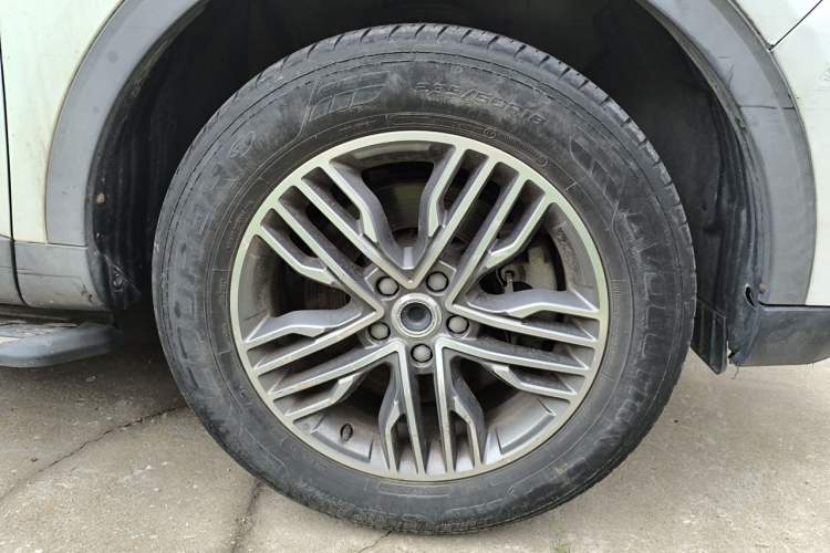 Used Haval H6 2019 Blue Label 1.5 GDIT Automatic Champion Edition Right Front Wheel Hub