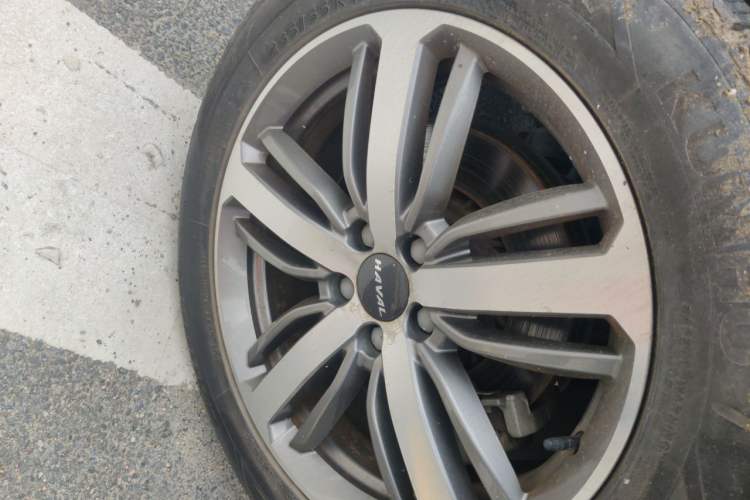 Used Haval H6 2019 1.5 GDIT Automatic Luxury Smart Connect Version China VI Standard Right Front Wheel Hub