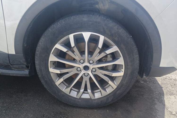 Used Haval H6 2019 Blue Label 1.5 GDIT Automatic Luxury Smart Connectivity Edition Right Front Wheel Hub