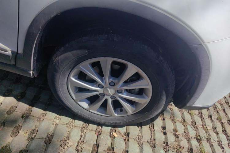 Used Haval H6 2019 Sport Edition 1.5T Automatic Two-Wheel Drive Elite Model China VI Right Front Wheel Hub