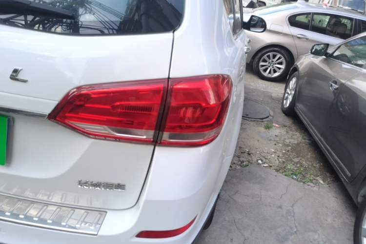 Used Haval H6 2019 Sport Edition 1.5T Automatic Two-Wheel Drive Elite Model China VI Right Rear Taillight