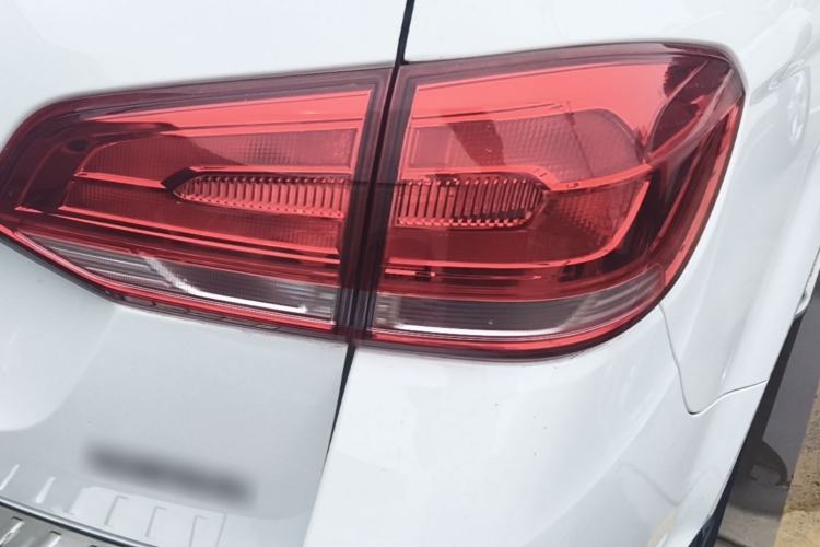 Used Haval H6 2019 Sport Edition 1.5T Automatic Two-Wheel Drive Elite Model China VI Right Rear Taillight