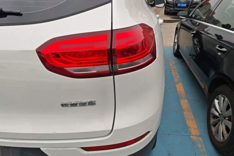 Used Haval H6 2019 1.5 GDIT Automatic Champion Edition China VI Standard Right Rear Taillight