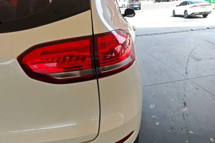 Used Haval H6 2019 Red Label 2.0 GDIT Automatic Luxury Smart Connectivity Edition Right Rear Taillight