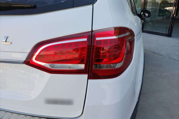 Used Haval H6 2019 Sport Edition 1.5T Automatic Two-Wheel Drive Elite Model China VI Right Rear Taillight