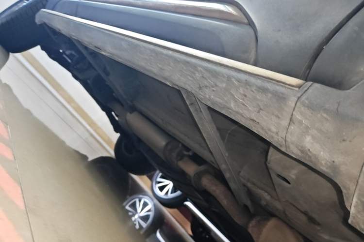 Used Haval H6 2019 Blue Label 1.5 GDIT Automatic Champion Edition Right Side Sill