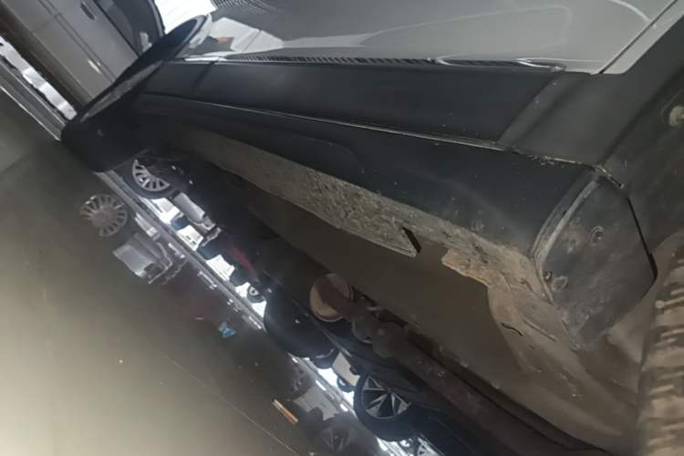 Used Haval H6 2019 Sport Edition 1.5T Automatic Two-Wheel Drive Elite Model China VI Right Side Sill